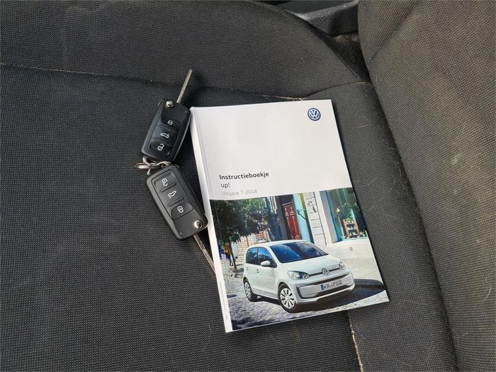 Photo 13 VIN: WVWZZZAAZKD111724 - VOLKSWAGEN UP! 