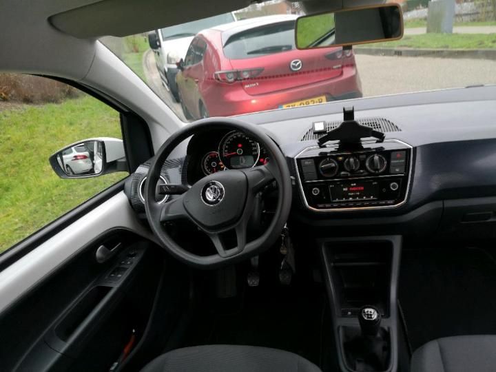 Photo 6 VIN: WVWZZZAAZKD117348 - VOLKSWAGEN UP! 