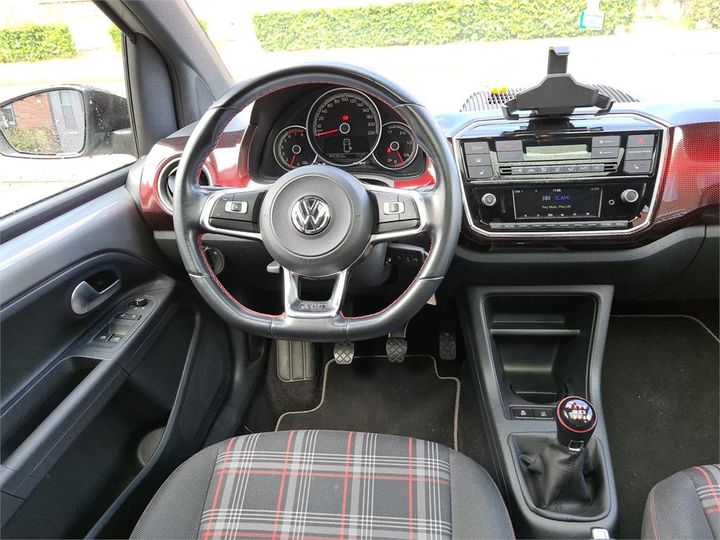 Photo 6 VIN: WVWZZZAAZKD121829 - VOLKSWAGEN UP! 