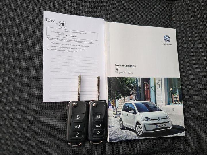 Photo 12 VIN: WVWZZZAAZKD138156 - VOLKSWAGEN UP! 