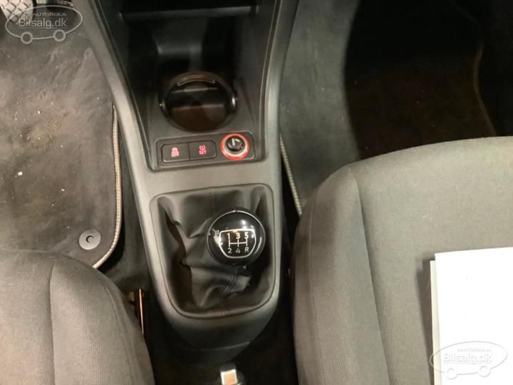 Photo 11 VIN: WVWZZZAAZKD143186 - VOLKSWAGEN UP! HATCHBACK 