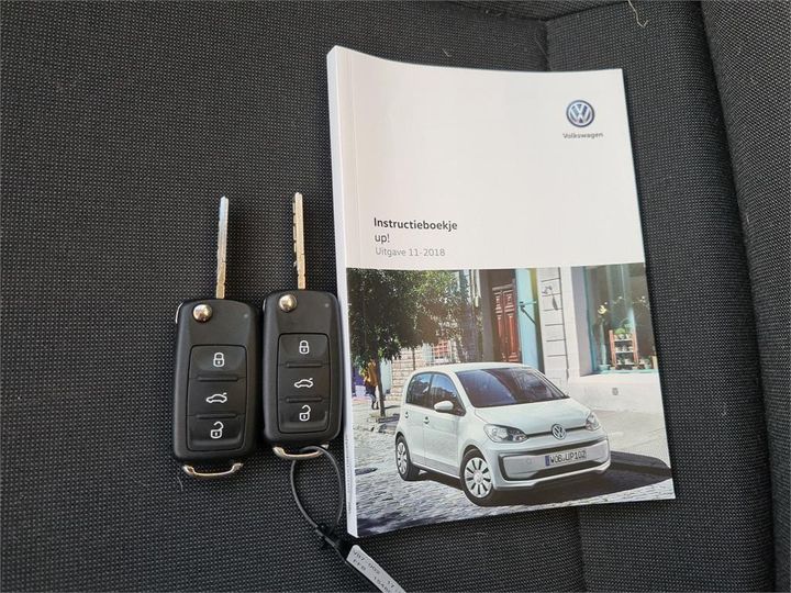 Photo 12 VIN: WVWZZZAAZKD143269 - VOLKSWAGEN UP! 