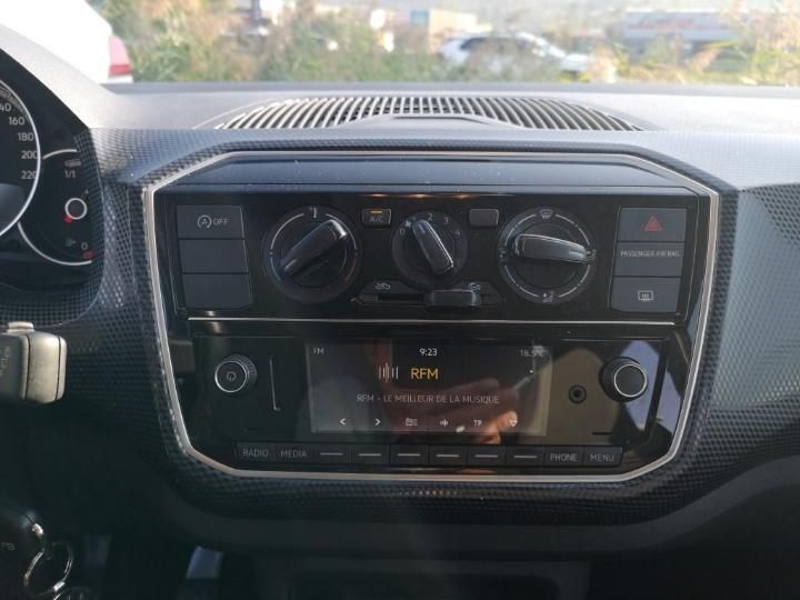 Photo 2 VIN: WVWZZZAAZKD144289 - VOLKSWAGEN UP 