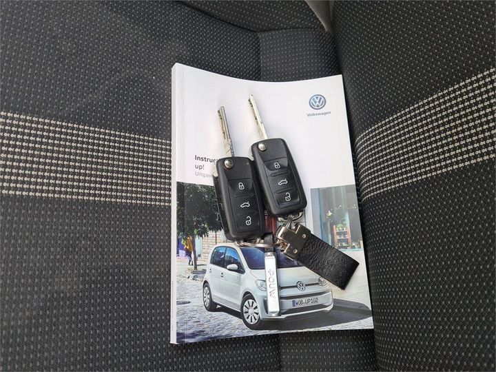 Photo 12 VIN: WVWZZZAAZKD153076 - VOLKSWAGEN UP! 