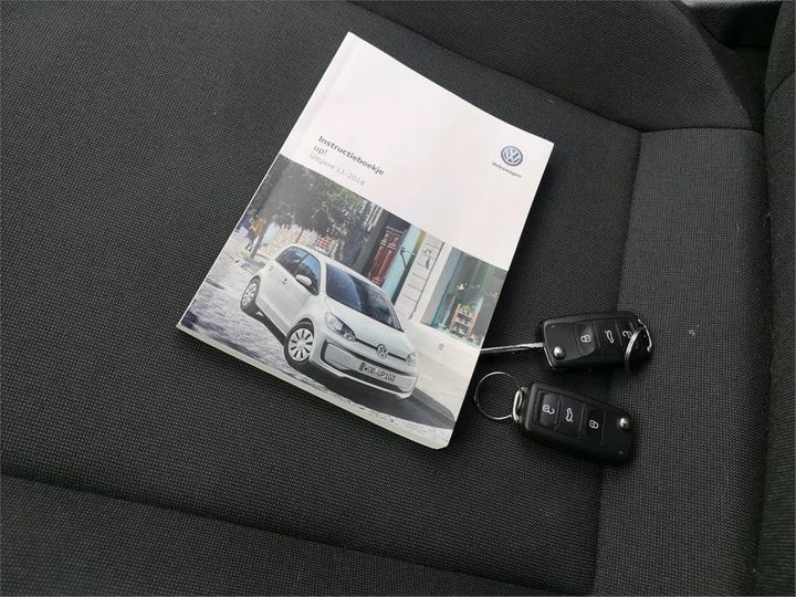 Photo 12 VIN: WVWZZZAAZKD155710 - VOLKSWAGEN UP! 