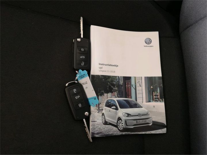 Photo 11 VIN: WVWZZZAAZKD156532 - VOLKSWAGEN UP! 