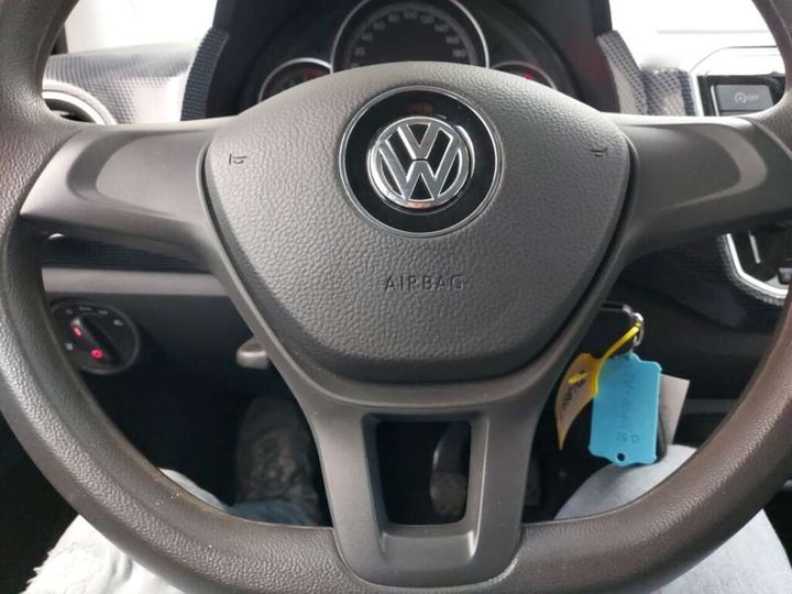 Photo 10 VIN: WVWZZZAAZKD160357 - VOLKSWAGEN UP! 