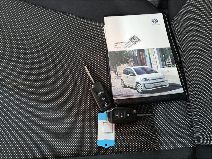 Photo 12 VIN: WVWZZZAAZKD161125 - VOLKSWAGEN UP! 