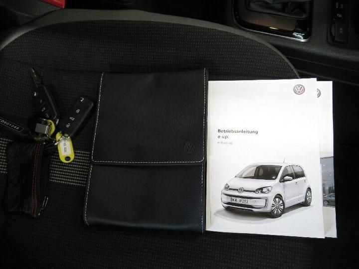 Photo 14 VIN: WVWZZZAAZKD901345 - VOLKSWAGEN E-UP! HATCHBACK 