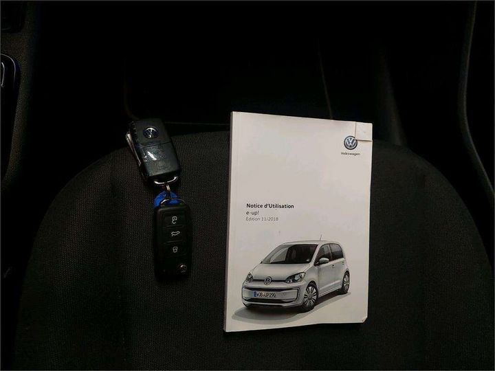 Photo 6 VIN: WVWZZZAAZKD902398 - VOLKSWAGEN UP 