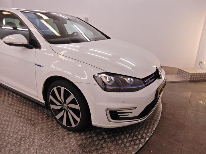 Photo 27 VIN: WVWZZZAUZFW801422 - VOLKSWAGEN GOLF 