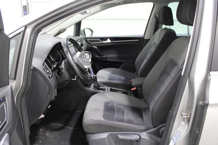 Photo 9 VIN: WVWZZZAUZGW606365 - VOLKSWAGEN GOLF 