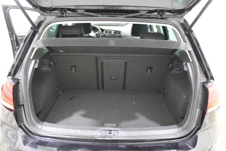 Photo 18 VIN: WVWZZZAUZHP022552 - VOLKSWAGEN GOLF 