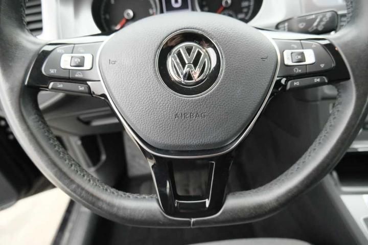 Photo 33 VIN: WVWZZZAUZHP073875 - VOLKSWAGEN GOLF 