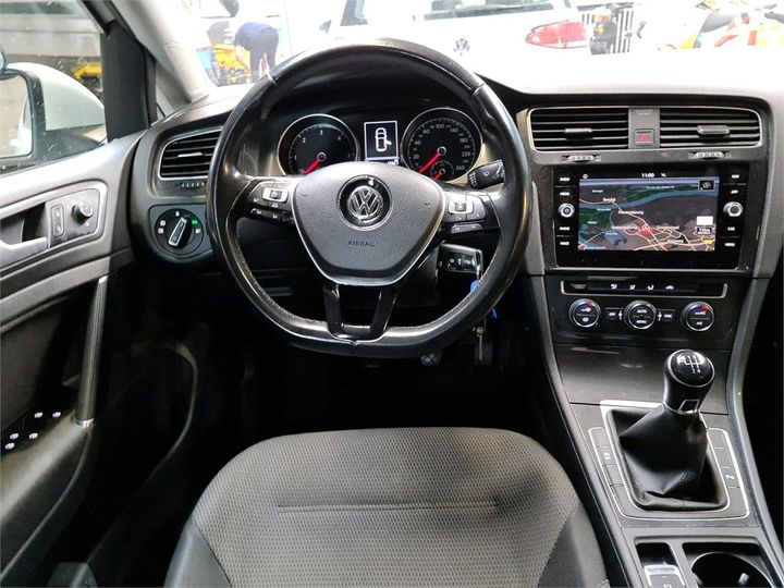 Photo 6 VIN: WVWZZZAUZHP315671 - VOLKSWAGEN GOLF 