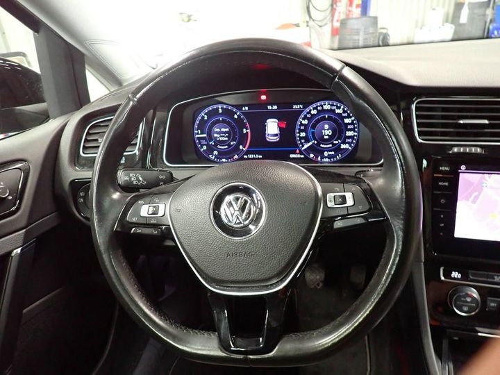 Photo 8 VIN: WVWZZZAUZHP331908 - VOLKSWAGEN GOLF 