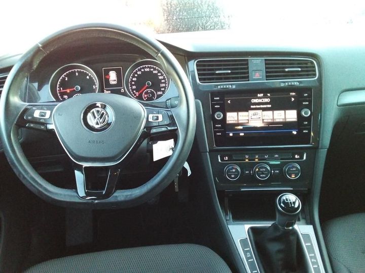 Photo 17 VIN: WVWZZZAUZHP766996 - VOLKSWAGEN GOLF 