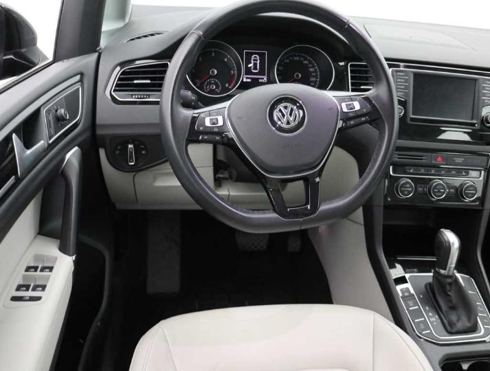 Photo 9 VIN: WVWZZZAUZHW500750 - VOLKSWAGEN GOLF 