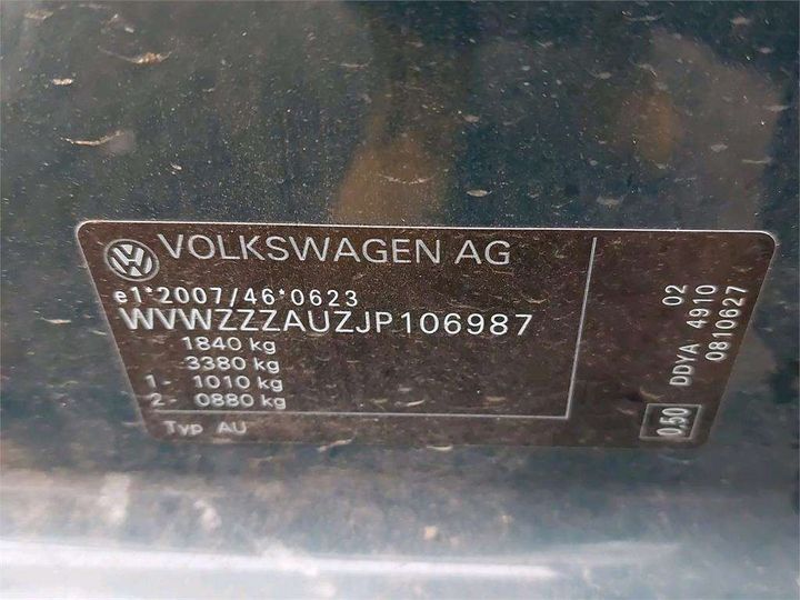 Photo 8 VIN: WVWZZZAUZJP106987 - VOLKSWAGEN GOLF 