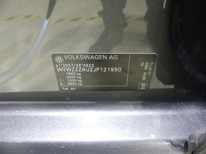 Photo 8 VIN: WVWZZZAUZJP121990 - VOLKSWAGEN GOLF 