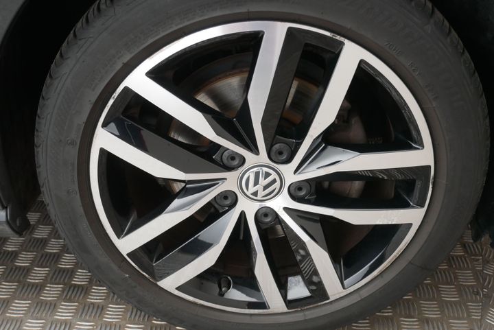 Photo 13 VIN: WVWZZZAUZJP525743 - VOLKSWAGEN GOLF 