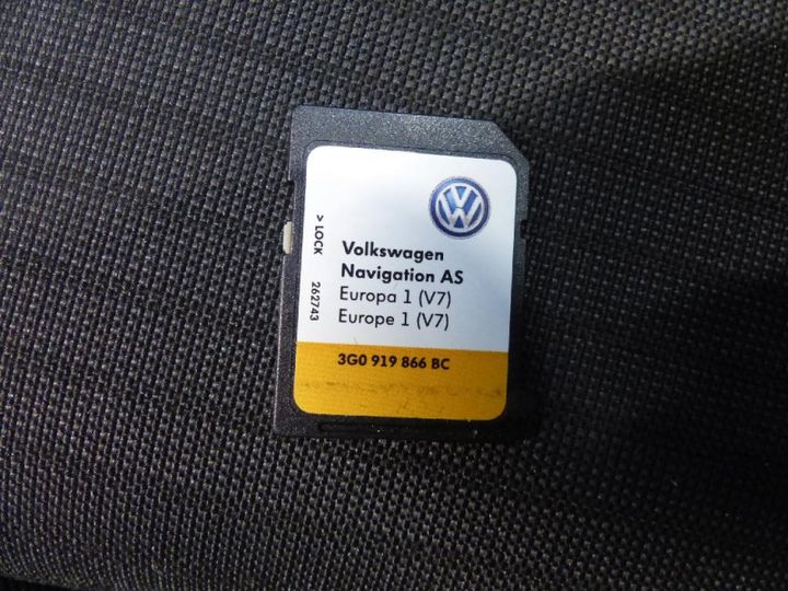 Photo 11 VIN: WVWZZZAUZJP530697 - VOLKSWAGEN GOLF 