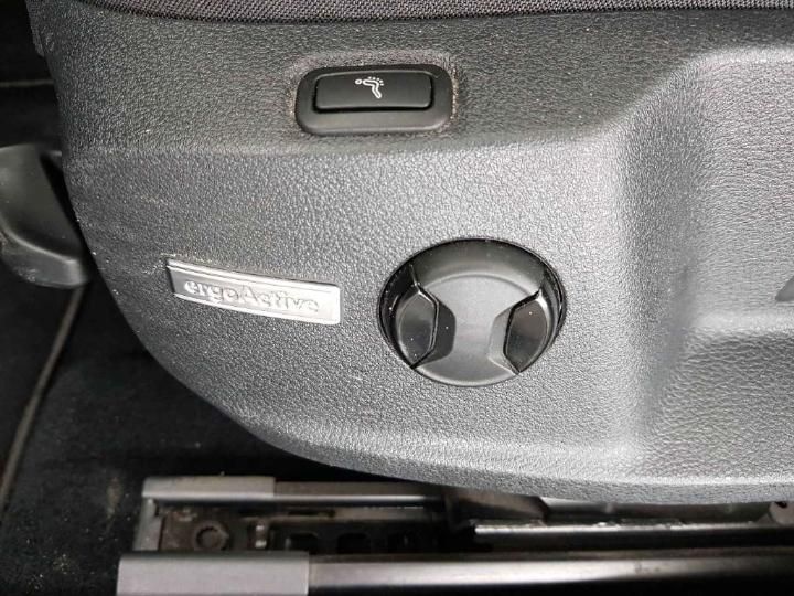 Photo 4 VIN: WVWZZZAUZJP540408 - VOLKSWAGEN GOLF 