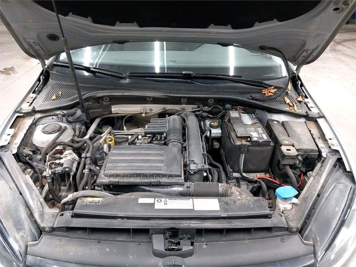 Photo 10 VIN: WVWZZZAUZJP590964 - VOLKSWAGEN GOLF 