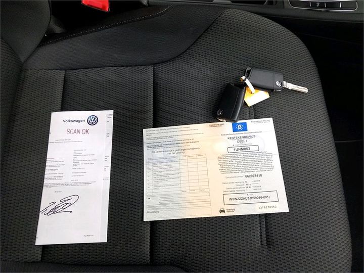 Photo 4 VIN: WVWZZZAUZJP590964 - VOLKSWAGEN GOLF 
