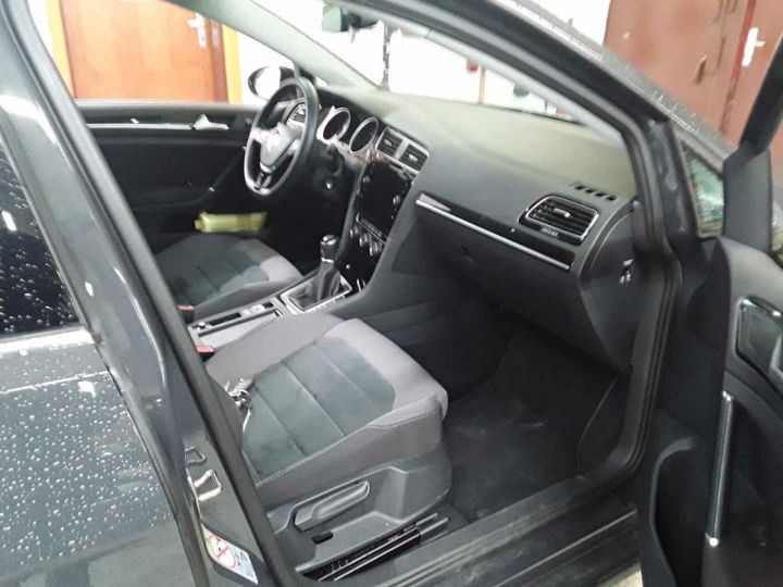 Photo 9 VIN: WVWZZZAUZJP629889 - VOLKSWAGEN GOLF 1.5 TSI 