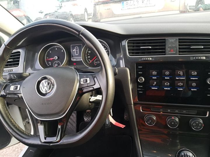 Photo 15 VIN: WVWZZZAUZJW068884 - VOLKSWAGEN GOLF 