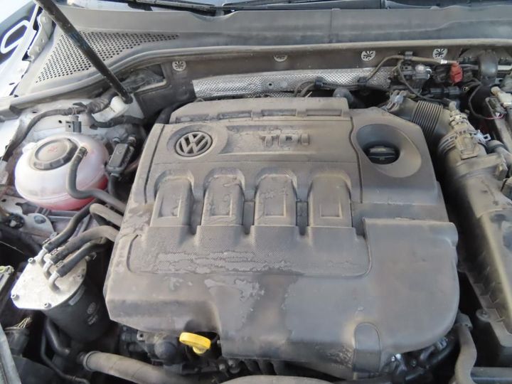 Photo 26 VIN: WVWZZZAUZJW070620 - VOLKSWAGEN GOLF 