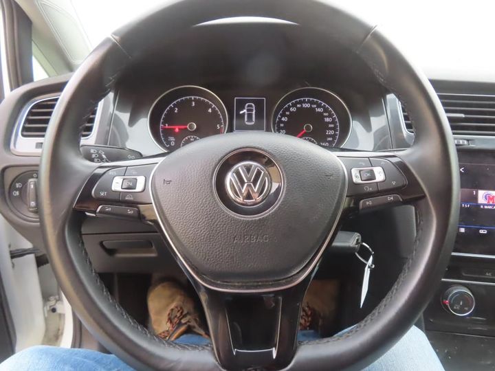 Photo 18 VIN: WVWZZZAUZJW077126 - VOLKSWAGEN GOLF 