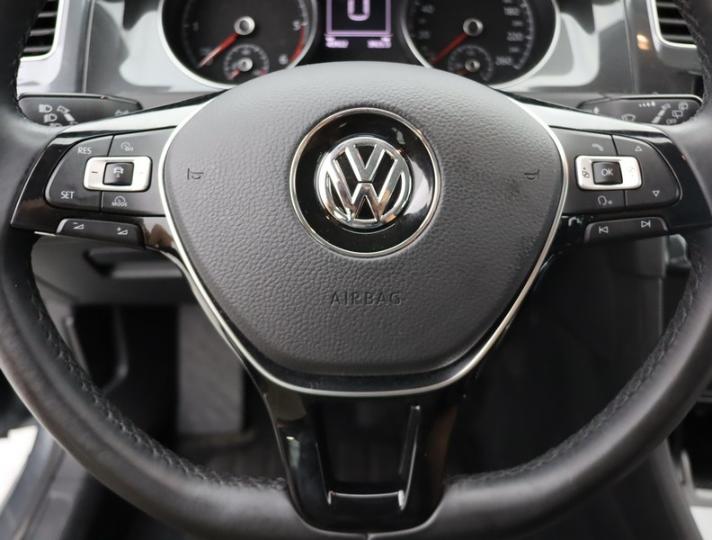 Photo 22 VIN: WVWZZZAUZJW083669 - VOLKSWAGEN GOLF 