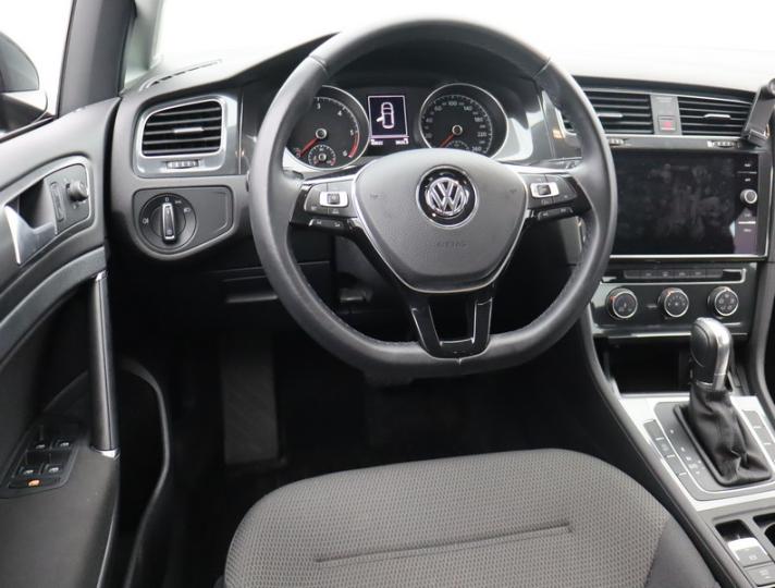 Photo 9 VIN: WVWZZZAUZJW083669 - VOLKSWAGEN GOLF 