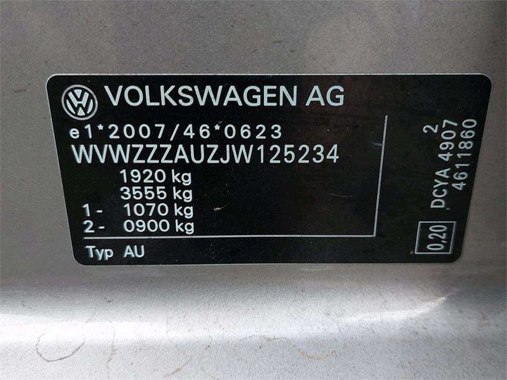 Photo 8 VIN: WVWZZZAUZJW125234 - VOLKSWAGEN GOLF 