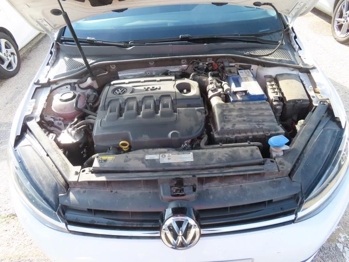 Photo 22 VIN: WVWZZZAUZJW142718 - VOLKSWAGEN GOLF 