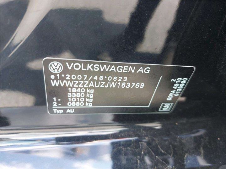 Photo 8 VIN: WVWZZZAUZJW163769 - VOLKSWAGEN GOLF 