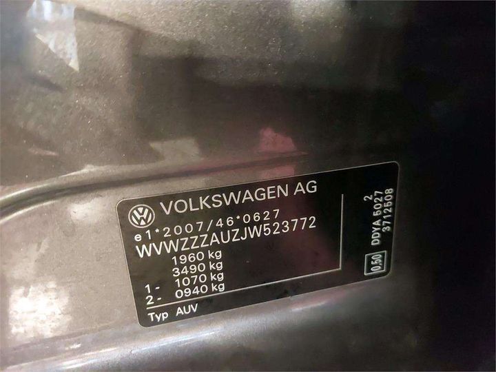 Photo 8 VIN: WVWZZZAUZJW523772 - VOLKSWAGEN GOLF 