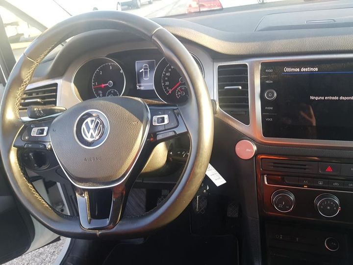 Photo 20 VIN: WVWZZZAUZJW687675 - VOLKSWAGEN GOLF 