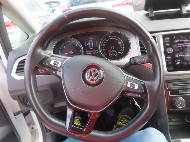 Photo 18 VIN: WVWZZZAUZJW687760 - VOLKSWAGEN GOLF 