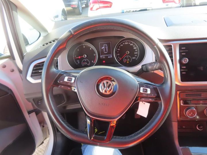 Photo 19 VIN: WVWZZZAUZJW688271 - VOLKSWAGEN GOLF 