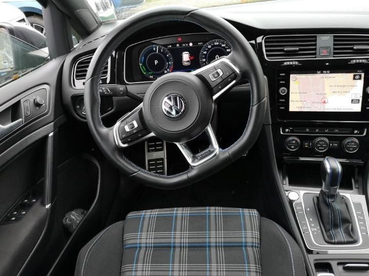 Photo 19 VIN: WVWZZZAUZJW813748 - VOLKSWAGEN GOLF 