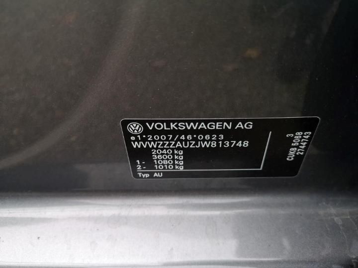 Photo 9 VIN: WVWZZZAUZJW813748 - VOLKSWAGEN GOLF 