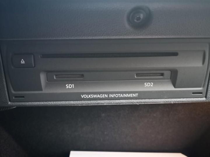 Photo 27 VIN: WVWZZZAUZJW905477 - VOLKSWAGEN GOLF 