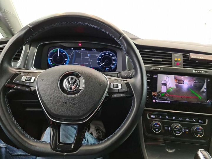 Photo 11 VIN: WVWZZZAUZJW905959 - VOLKSWAGEN E-GOLF 