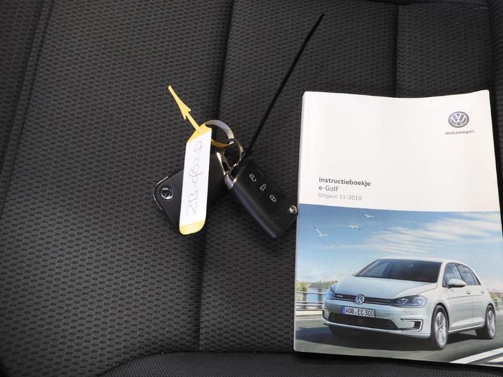 Photo 12 VIN: WVWZZZAUZK8910628 - VOLKSWAGEN GOLF 