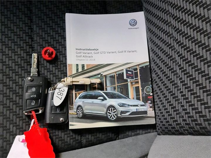 Photo 9 VIN: WVWZZZAUZKP549712 - VOLKSWAGEN GOLF 