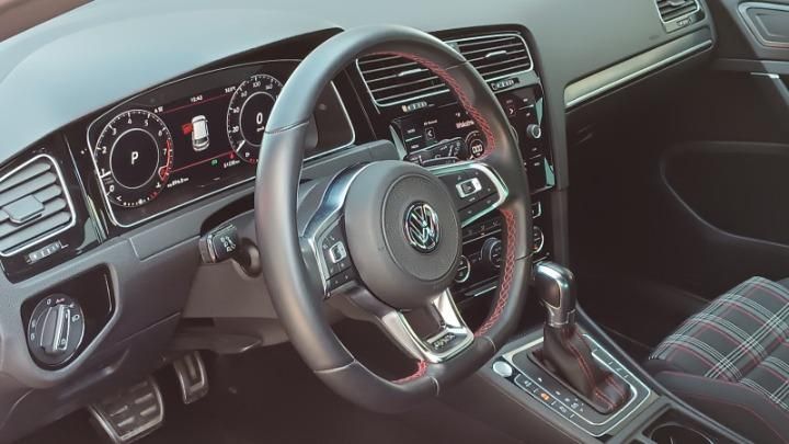 Photo 14 VIN: WVWZZZAUZKW105115 - VOLKSWAGEN GOLF HATCHBACK 