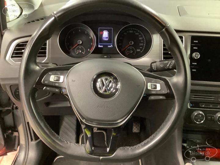 Photo 7 VIN: WVWZZZAUZKW668589 - VOLKSWAGEN GOLF HATCHBACK 